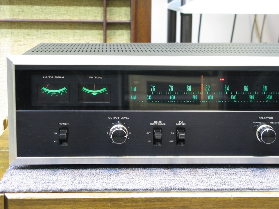 SUNSUI TU-9500 FM.AMチューナー ヴィンテージ 動作品 tu-9500-h.jpg