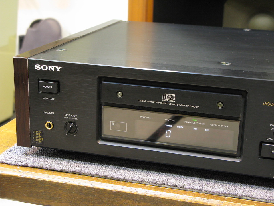 SONY CDプレーヤー CDP-X7 ESD Sony CDP-X7ESD CD player; AS-IS - The Music Room