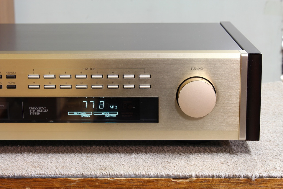 Accuphase アキュフェーズ T-108 シンセサイザー Accuphase T-108の仕様 アキュフェーズ