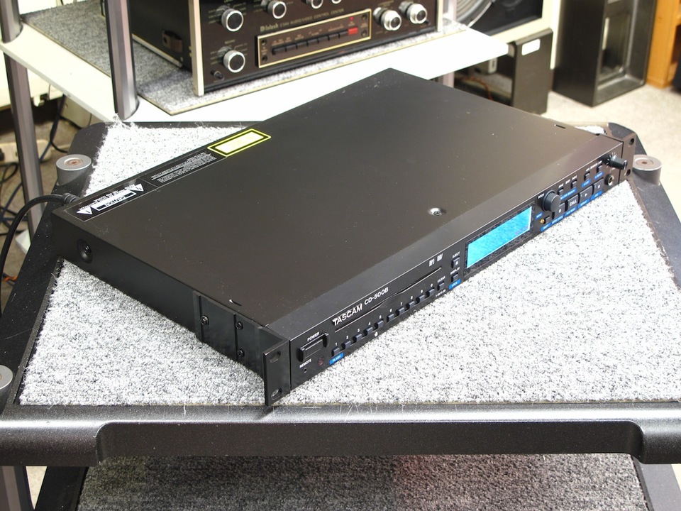 tascam cd-500b メーカーOH済み品 CD-500 業務用1U CDプレーヤー TASCAM