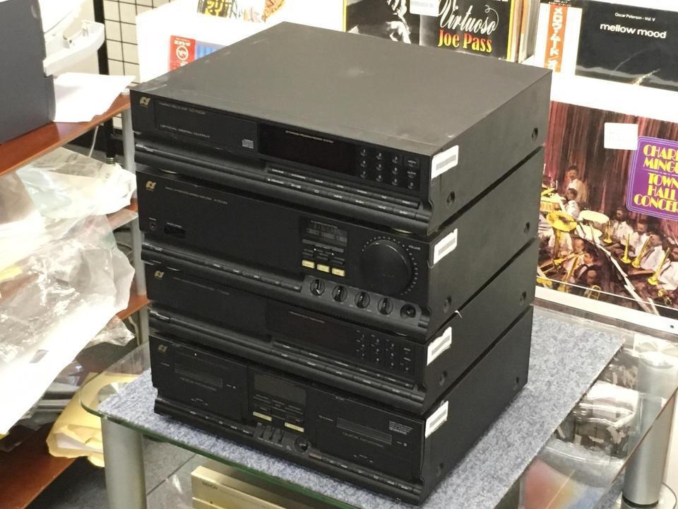 SANSUI A-700Di プリメインアンプ　サンスイ　山水 SANSUI A-700Di プリメインアンプ サンスイ 山水