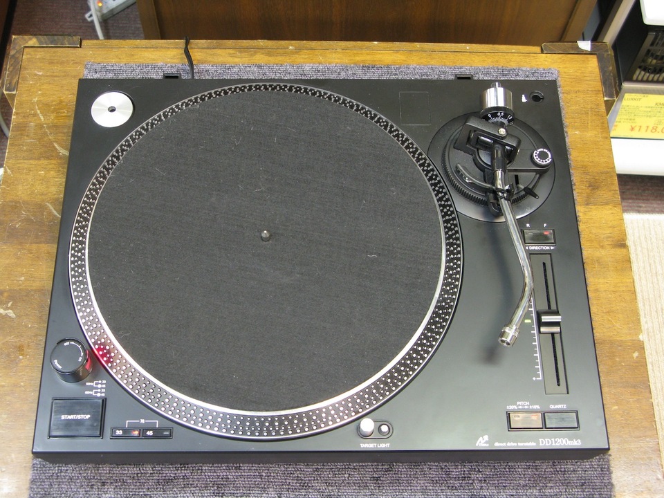 動作品 NEU DD1200MK3 ターンテーブル オーディオ機器 NEU/ターンテーブル/DD1200MK3 高級オーディオ,ピュアオーディオ