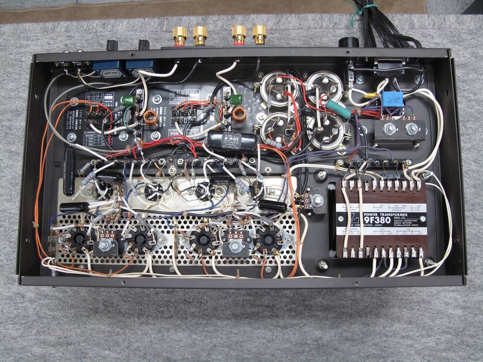 LUXMAN ラックスマン A-3700 真空管アンプ KT88真空管が付いてません