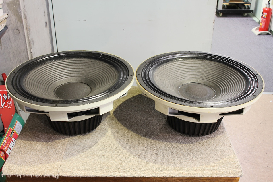 15 テレビ・オーディオ・カメラ gauss 5842 スピーカー 15インチ