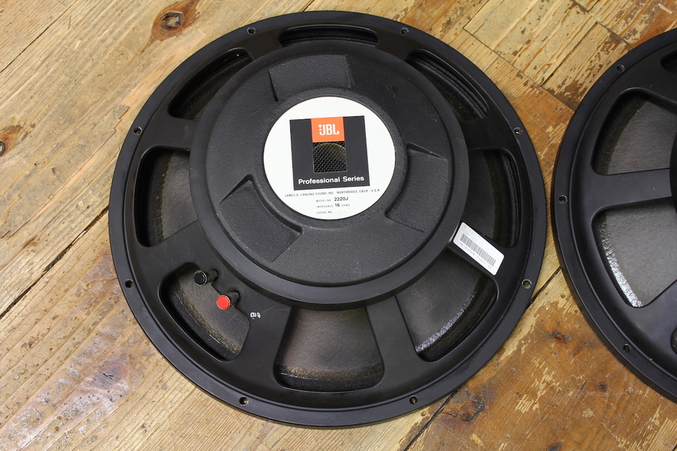 JBL 2225H 8 38cmコーン型ウーファー / 音圧レベル97dB/W/m 30Hz～2kHz