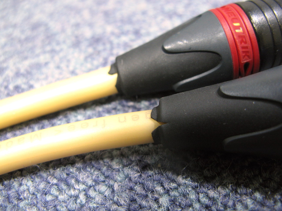 VH-SECOND-10XW/1.0m Van Den Hul - 中古オーディオ 高価買取 VH-SECOND-10XW/1.0m Van Den Hul - 中古オーディオ 高価買取