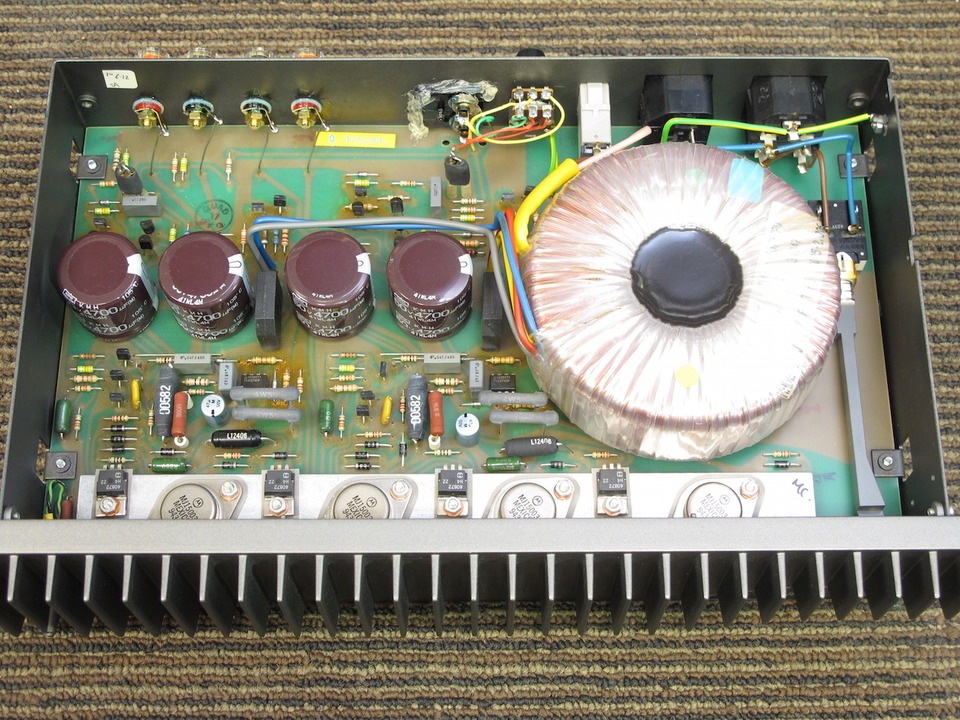 QUAD 306　パワーアンプ　通電確認ずみ QUAD 306/34(アンプ)の新品/中古販売 | 1170878 | ReRe[リリ]