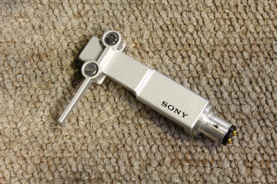 ［売切り］SONY SH-156 フルオートプレイヤー、リニアトーンアーム向けヘッドシェル～なかなかの美品～ Yahoo!オークション -「リニアトラッキングプレーヤー」(ソニー) (本体