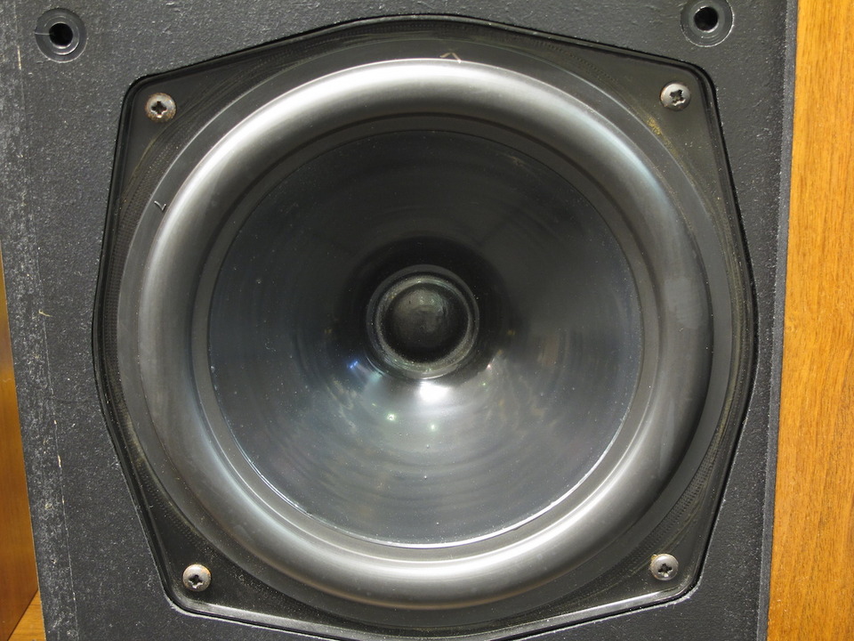 KEF Corelli SP1051スピーカー stereonomono - reference website about audio equipment