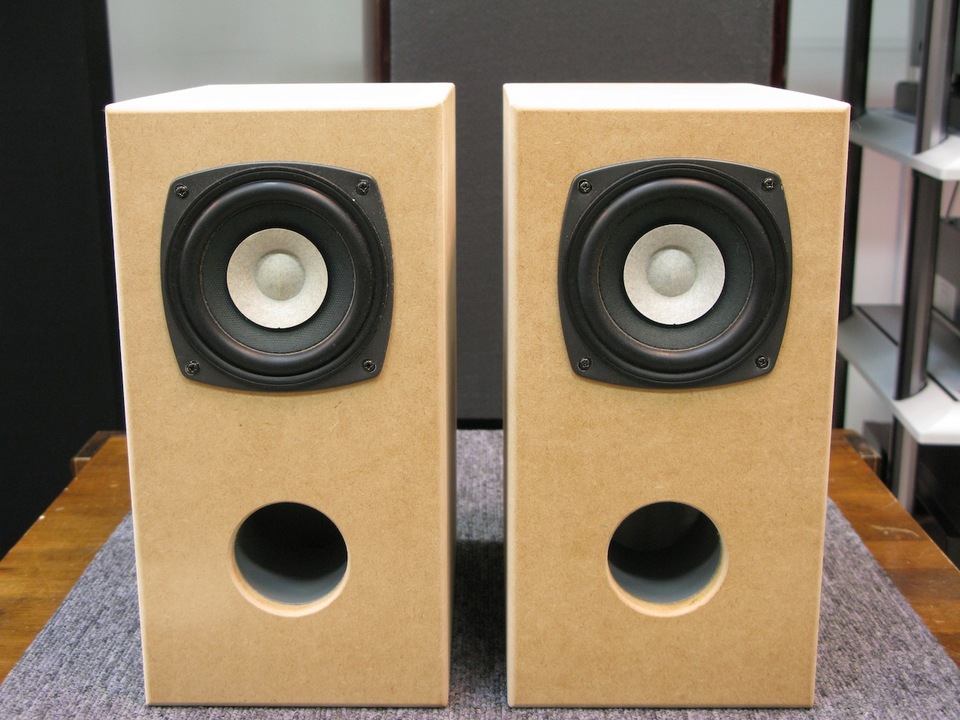 YAESU SP-10 スピーカー(純正箱付き) YAESU SP-10 スピーカー(純正箱付き) YAESU SP-10 スピーカー(純正箱