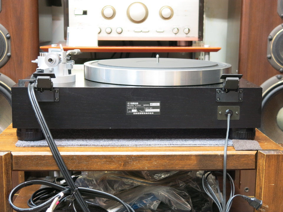 ヤマハ - YAMAHA レコードプレーヤー　GT-750 ヤマハ　中古　重量級　最安値 ヤマハ(YAMAHA)|レコードプレーヤー|HARDOFFオフモール（オフモ