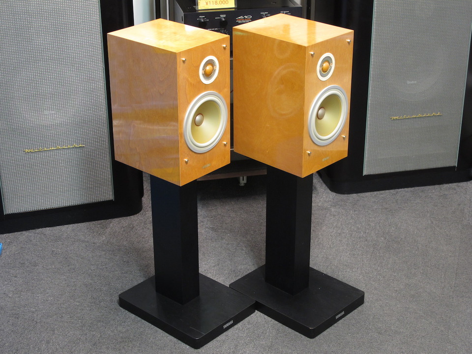 YAMAHA NS-10M (スピーカースタンド付です) 【公式通販】