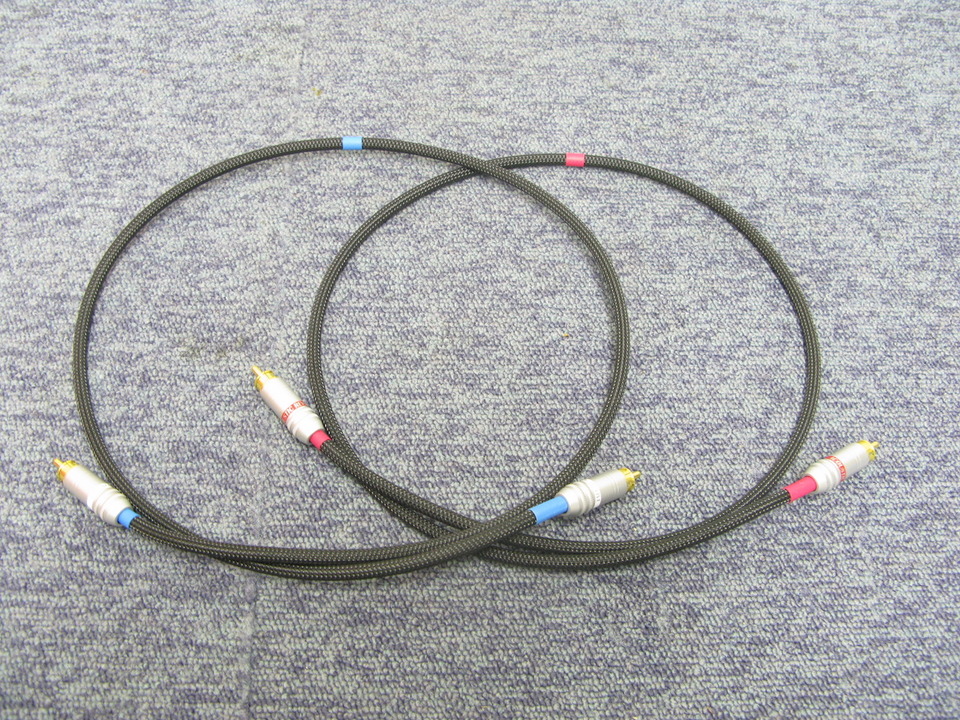 LINE-1.0R-tripleC-FM/1.0m ACOUSTIC REVIVE - 中古オーディオ 高価