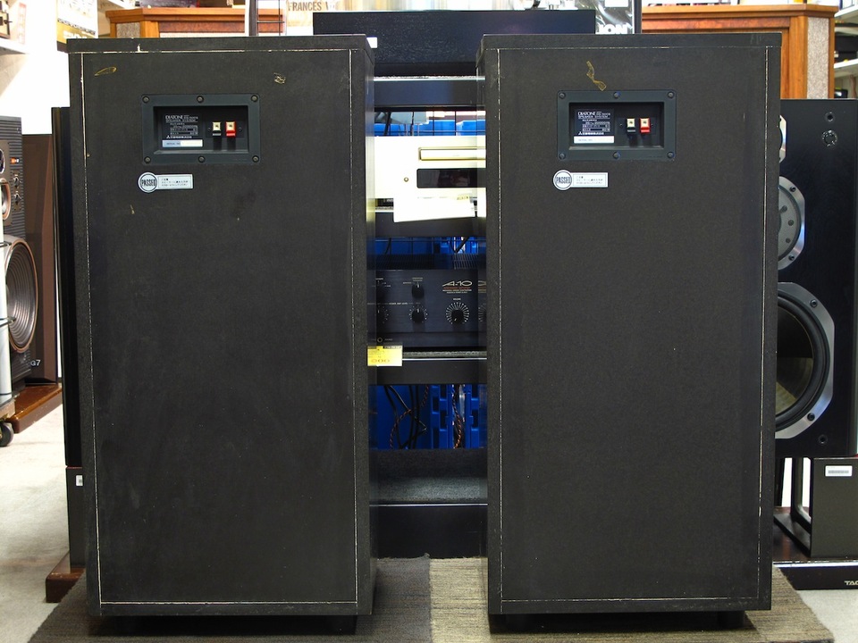 DS-50CS のエンクロジャーのみ 未開封 別投稿30cmウーフアーもお願い