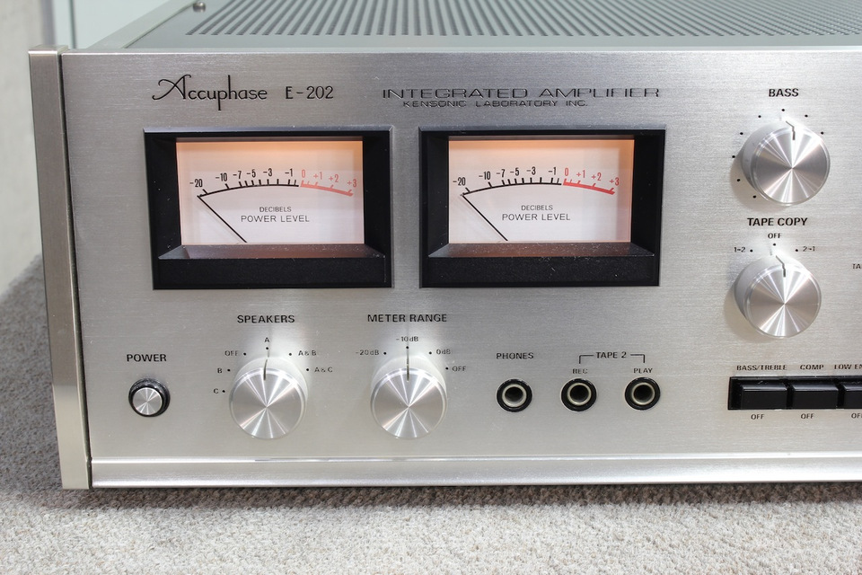 E-202 Accuphase - 中古オーディオ 高価買取・販売 ハイファイ堂