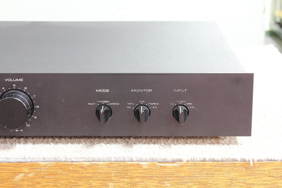 E16 【通電確認済】 ROTEL ローテル RC-880 コントロールアンプ E16 【通電確認済】 ROTEL ローテル RC-880 コントロールアンプ - メルカリ