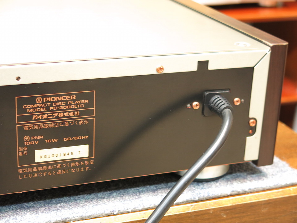 J】Pioneer PD-2000 CDプレーヤー パイオニア 2607909 PD-2000