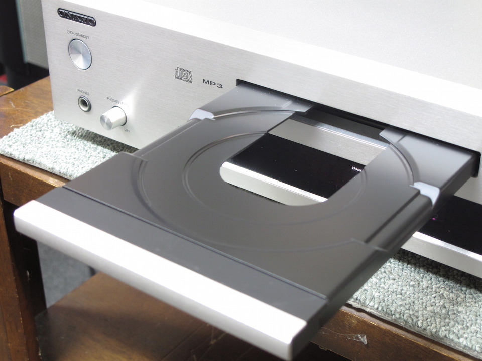 美品 ONKYO CDプレーヤー C-7070 アンプ A-7VL セット 2026年最新