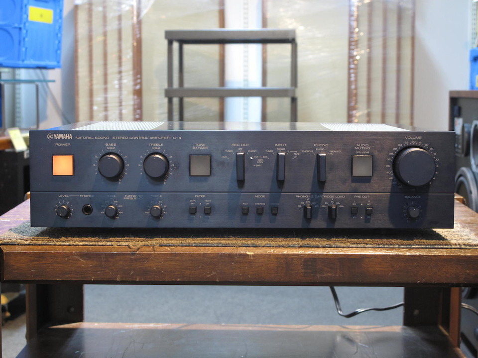 ヤマハ プリアンプ YAMAHA C-4 歩こ