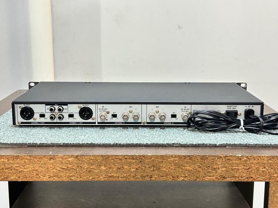 SONY 800MHz帯　ダイバシティチュナー SRP-Z800 　完動・美品 SRP-Z800 SONY - 中古オーディオ 高価買取・販売 ハイファイ堂
