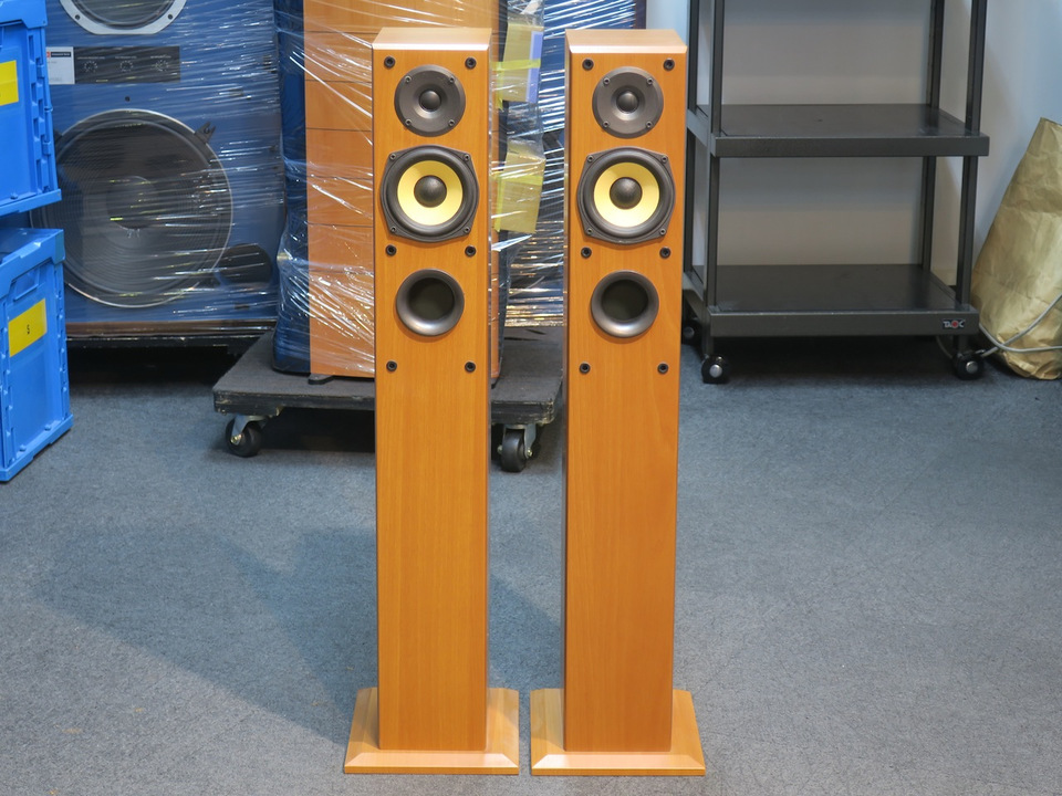 DENON トールボーイ型スピーカー SC-T11R DENON SC-T11R 高音質 トールボーイスピーカー