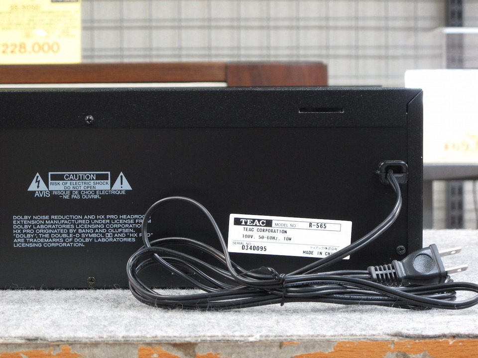 TEAC ティアック R-565 オートリバースカセットデッキ カセット