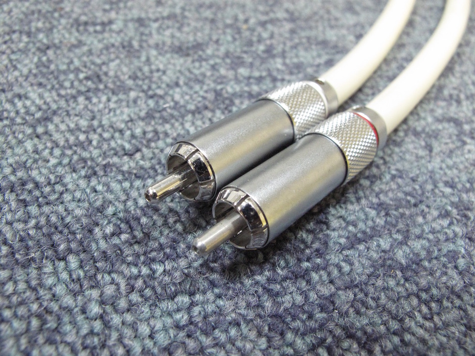 OYAIDE TUNAMI TERZO RR V2 RCA ケーブル1.0m oyaide.com :: TUNAMI TERZO RR V2