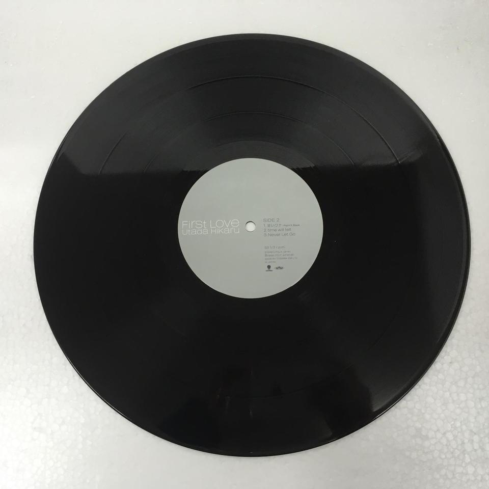 FIRST LOVE/宇多田ヒカル 宇多田ヒカル - 中古オーディオ 高価買取