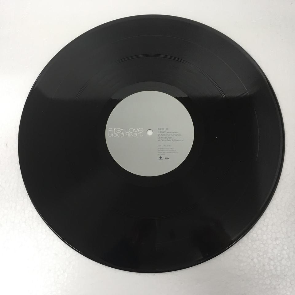 FIRST LOVE/宇多田ヒカル 宇多田ヒカル - 中古オーディオ 高価買取