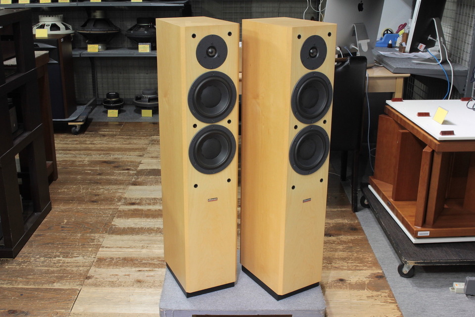 DYNAUDIO Focus スピーカー 200C 美品 DYNAUDIO Focus スピーカー 200C 美品 【公式通販】
