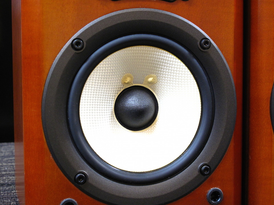 札幌市内近郊限定 ONKYO スピーカーセット D-407M×2 D-407C SL-407 D-105F×2 計6基セット 動作未確認 ジャンク品 オンキョー 新道東店 オンキヨー、突き板仕上げのホームシアター向けスピーカー