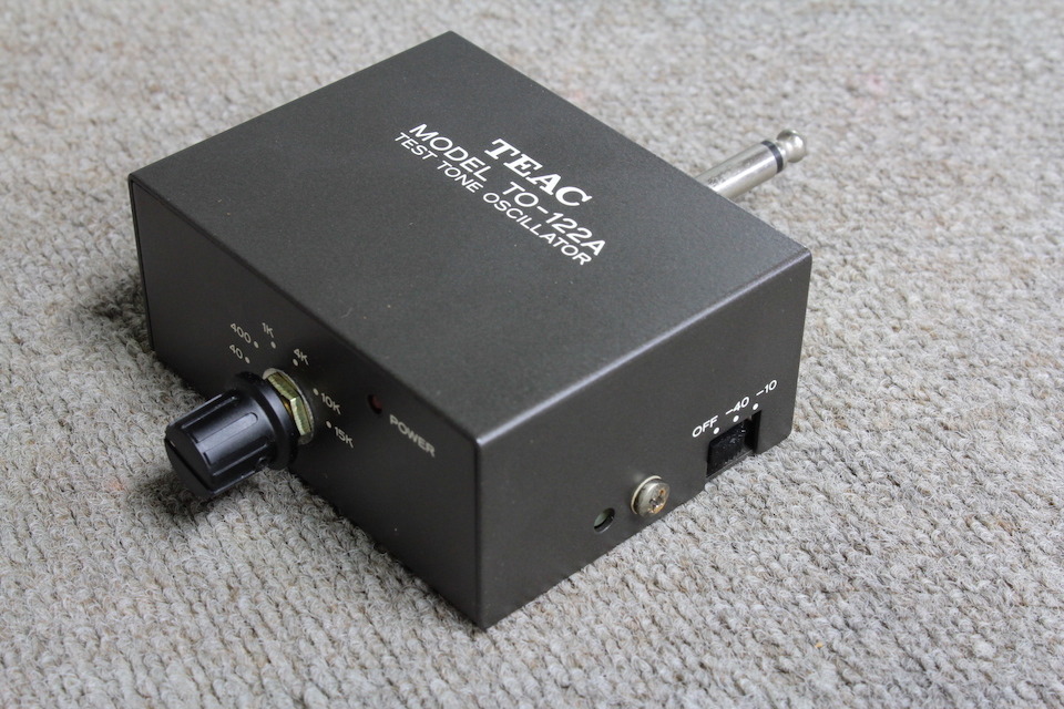 TEAC TO-8 テストトーンオシレーター TEAC TO-8 テストトーンオシレーター TEAC TO-8 テストトーン