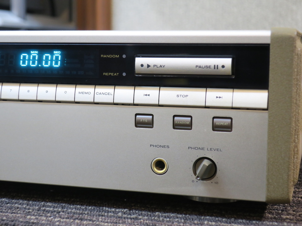◇◇◇Marantz CD-72 マランツ CDプレーヤー トレイ駆動ギヤ、ベルト