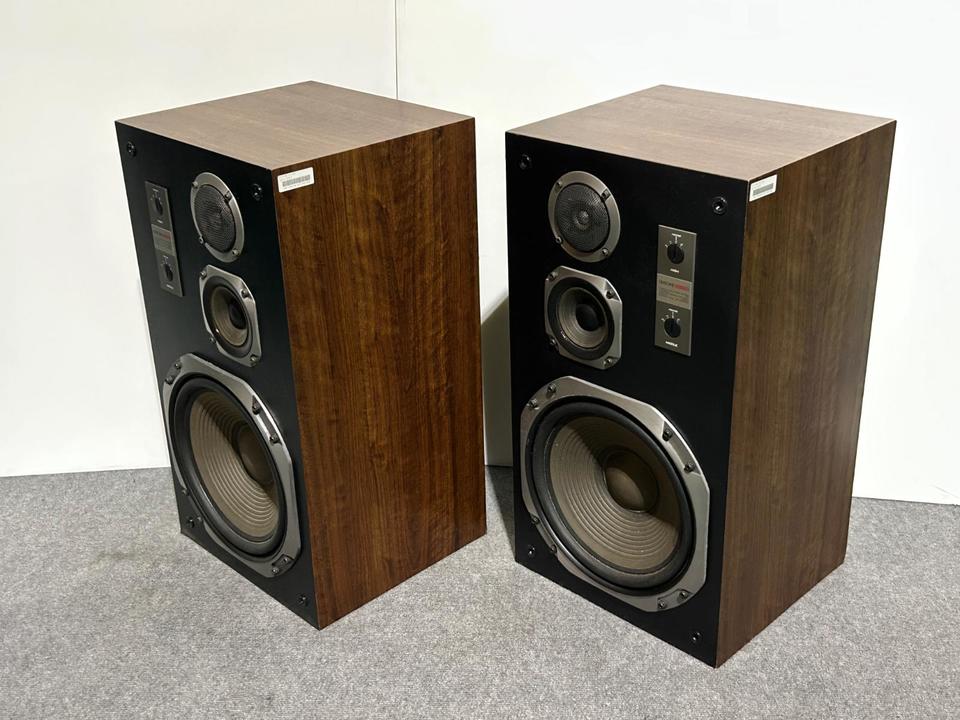 エッジ軟化済み　DIATONE DS-37B　ダイアトーン　ヴィンテージ　右 エッジ軟化済み DIATONE DS-37B ダイアトーン ダイ ヴィンテージ