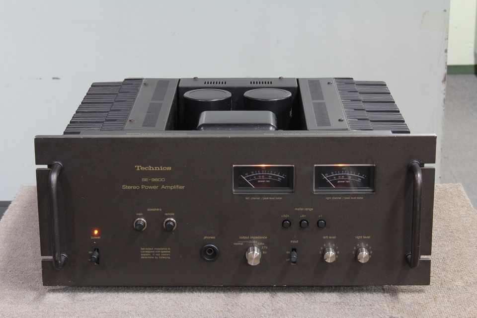値下げしましたTechnics オーディオ超美品！！ Technicsの高音質小型オーディオ「SC-C70MK2」。CD再生の“手間を楽しむ