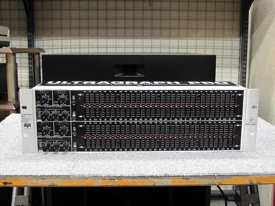Amazon.com: Behringer FBQ6200HD - 31-Band Stereo Graphic EQ