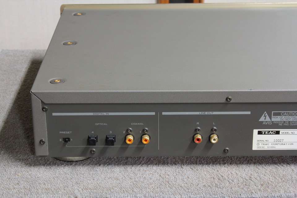 TEAC D-T1 DAC7搭載 DAコンバーター D-T1 TEAC - 中古オーディオ 高価