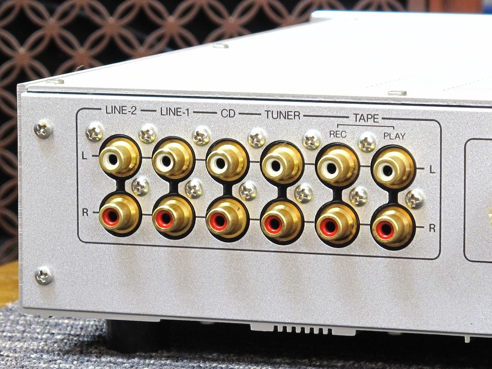 【ジャンク】Integra A-1E Ver.2インテグレーテッドステレオアンプ ジャンク】Integra A-1E Ver.2インテグレーテッドステレオアンプ