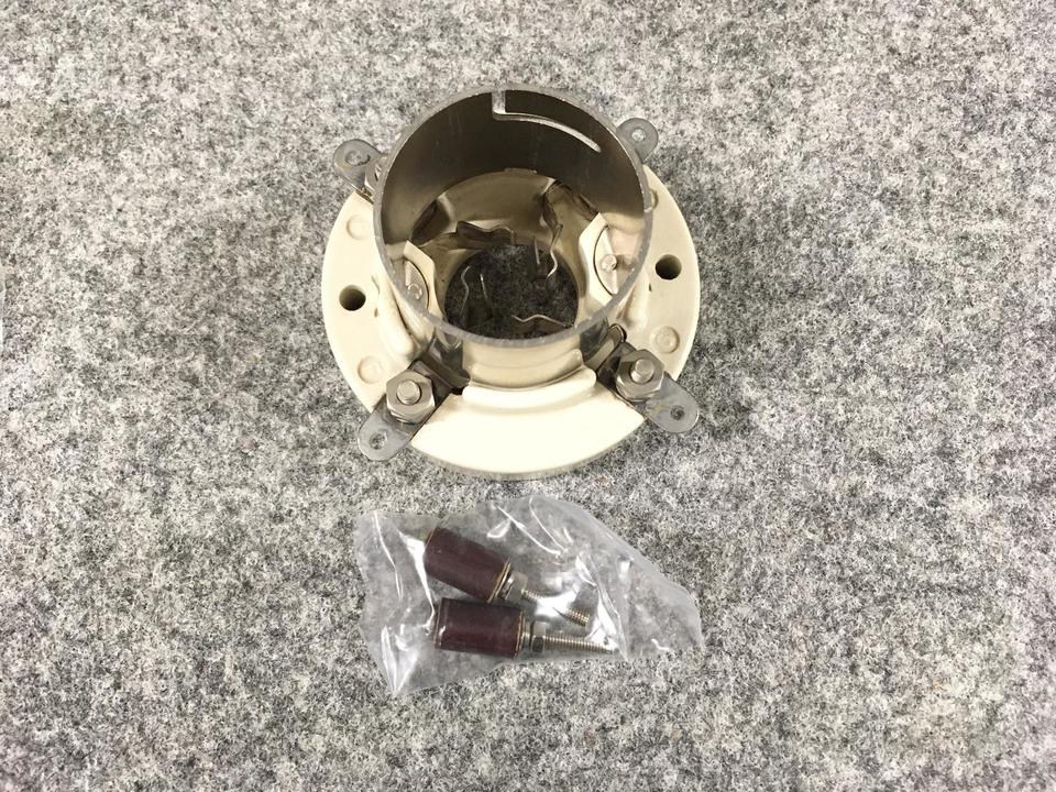 メーカー不明たぶんジョンソン製　211用ソケット HS-511CHE｜廃番フロアヒンジ S-211用 埋替品・斫り替え品｜ニュース