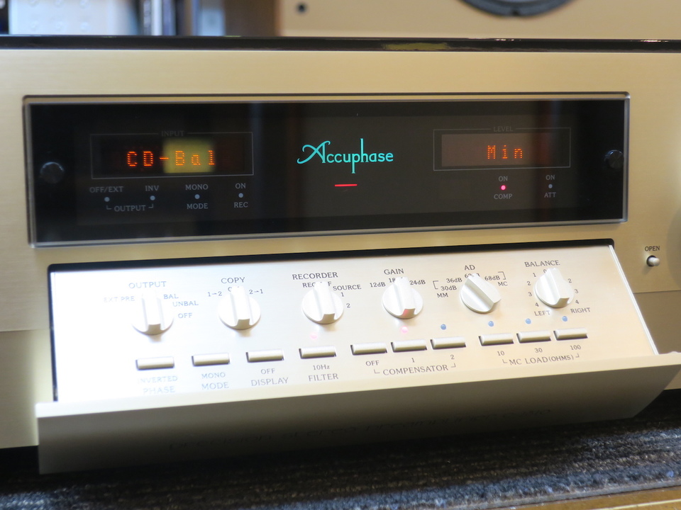 C-2810 Accuphase - 中古オーディオ 高価買取・販売 ハイファイ堂