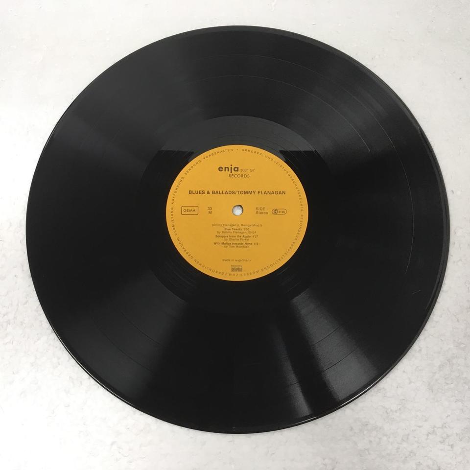 BALLADS & BLUES/TOMMY FLANAGAN TOMMY FLANAGAN - 中古オーディオ