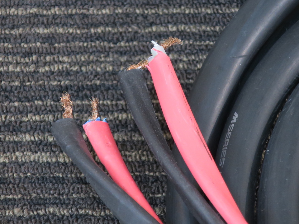 スピーカーケーブル/2.4m MONSTER CABLE - 中古オーディオ 高価買取
