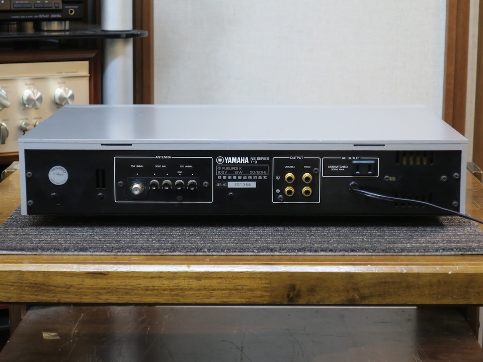 【美品】 YAMAHA ヤマハ T-9 FM チューナー 昭和レトロ YAMAHA T-9の仕様 ヤマハ