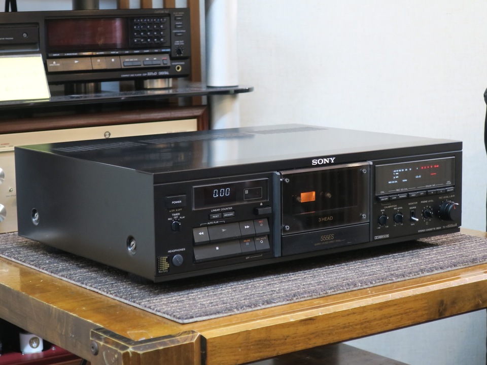 ラジオ・コンポ SONY TC-K555ESX 1001 Hi-Fi Info: SONY TC-K555ESX (1986)