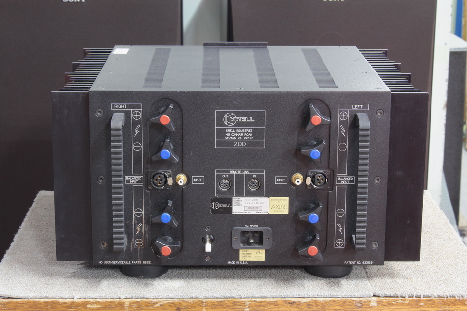 ◆大感謝祭!! KRELL FPB-200 パワーアンプ m0a8671 ◇大感謝祭!! KRELL FPB-200 パワーアンプ m0a8671
