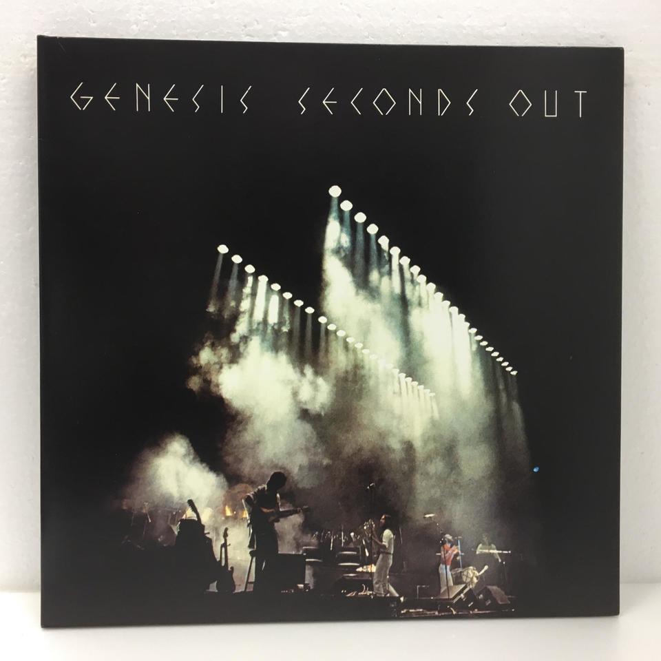 Genesis レアな8cmシングルCD 2枚セット Genesis レアな8cmシングルCD 2枚セット Genesis レアな8cmシングルCD