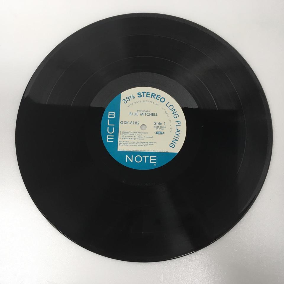 STEP LIGHTLY/BLUE MITCHELL BLUE MITCHELL - 中古オーディオ 高価買取