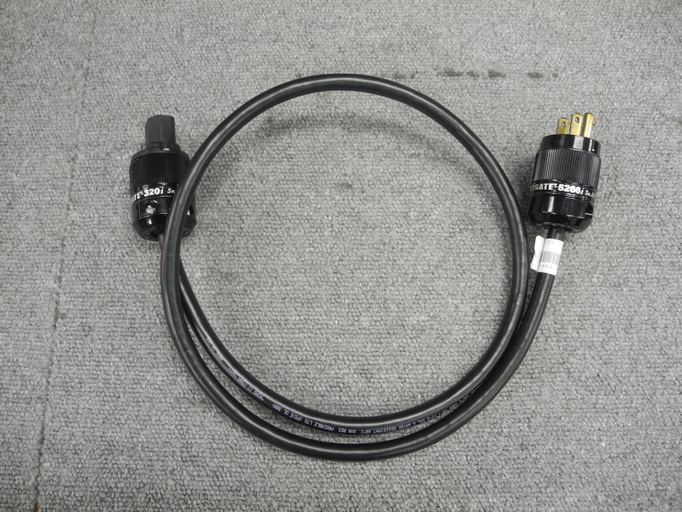 WATTGATE 5266i+320i-A2D/1.0m PROCABLE - 中古オーディオ 高価