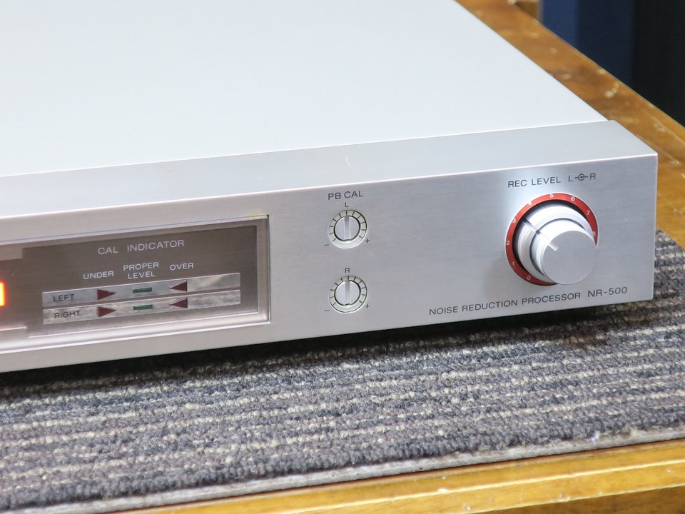 SONY ノイズリダクションプロセッサー NR-500 未使用品　新品　希少 Yahoo!オークション -「nr-500」(オーディオ機器) の落札相場