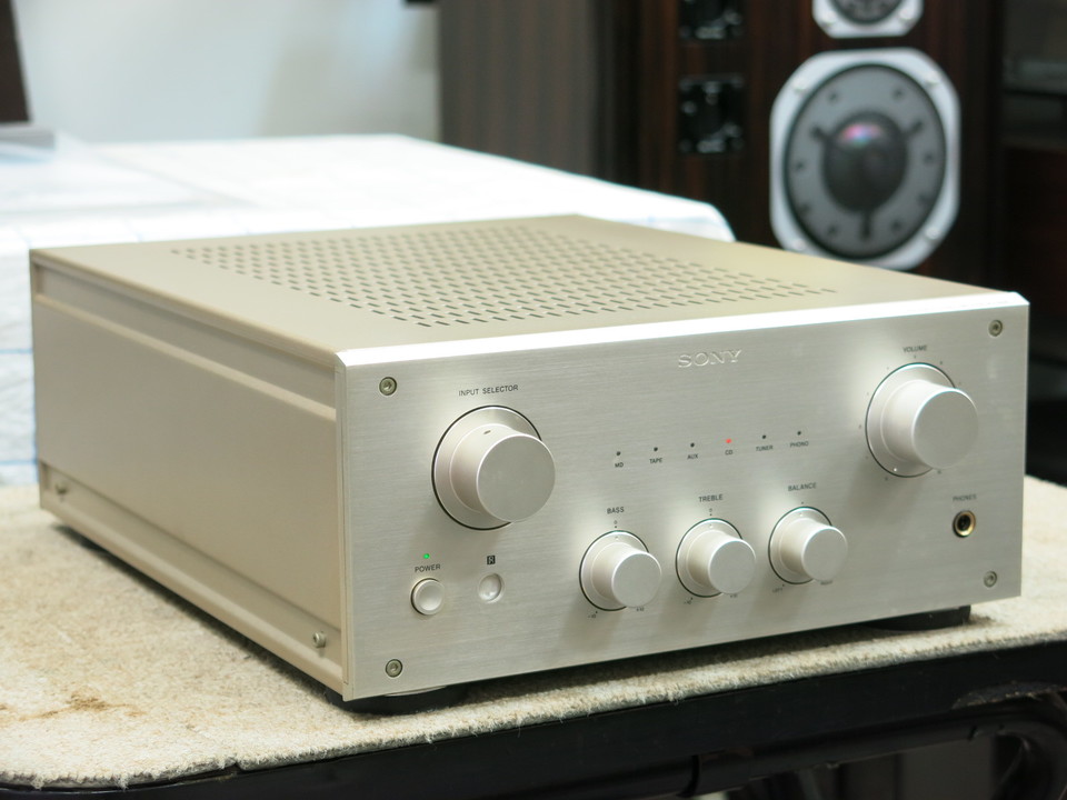 90年代の名機❗️SONY インテグレーテッド・ステレオアンプ TA-F3000 TA-F3000 SONY - 中古オーディオ 高価買取・販売 ハイファイ堂